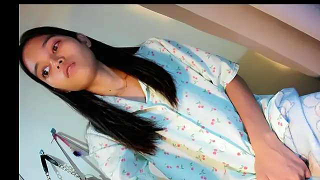 CUTIE_GIRLSX – Live XXX-chat