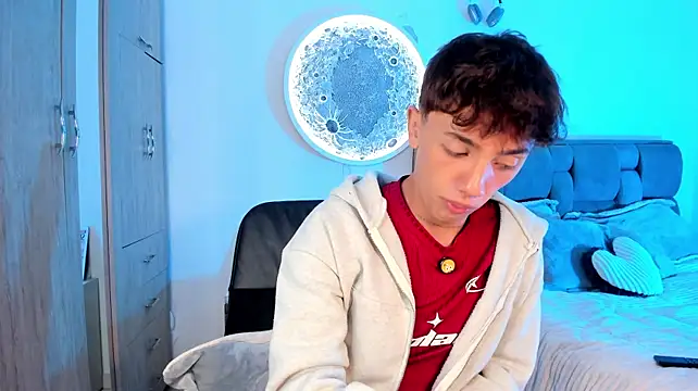 Chat XXX Live Timothy_ros
