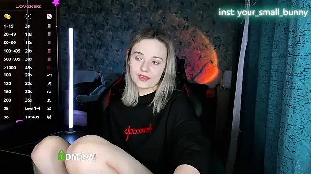 Your_small_bunny: απευθείας συνομιλία ΧΧΧ