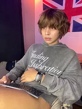Aronn_44 Live XXX-Chat