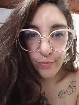 Melinerd Chat XXX live