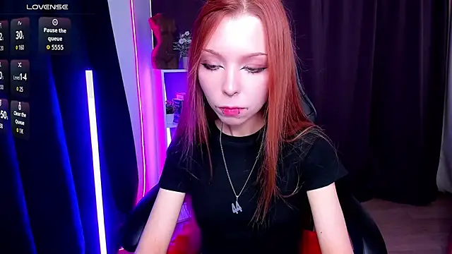 Star_Tarra's Live XXX Chat