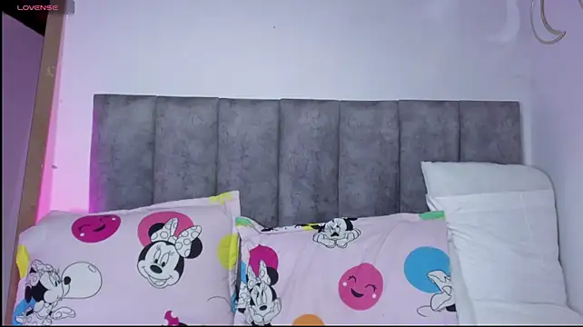 rajnar_ninaa Chat XXX in diretta