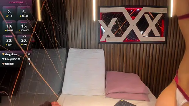 XXX chat uživo modela Miah_Palacio