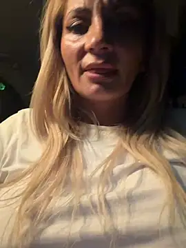 Chat XXX en directo de AlexiaKendall