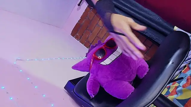 aliice_randy élő XXX-chatje