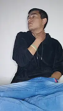 Thick_Cock élő XXX-chatje