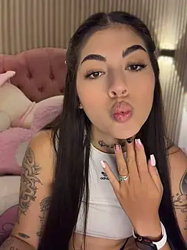 Sarasanders_4's Live XXX Chat