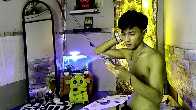 Twinkyecho Adlı Modelin Canlı XXX Sohbeti