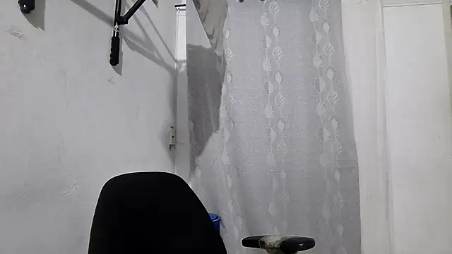 JBond007BBC élő XXX-chatje
