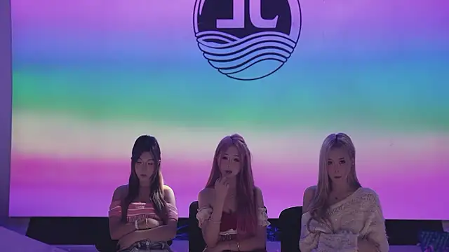 Sw-001 现场XXX聊天