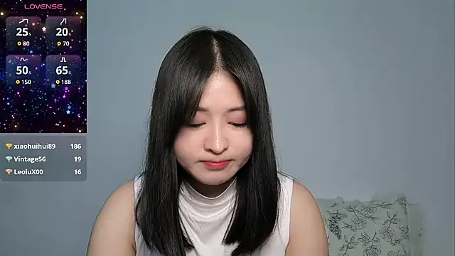 -Yuko- élő XXX-chatje