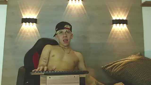 Gaeliitto Live XXX Chat
