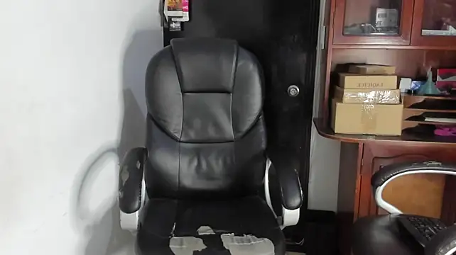 AlphaMarco live XXX chat