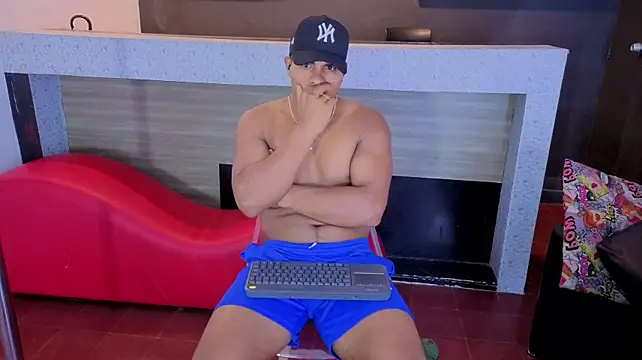 XXX chat uživo modela Hunter_master