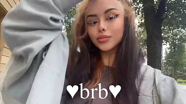 baby__kim Chat XXX live