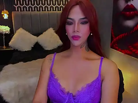 QueenDomOfSex – Naživo XXX chat