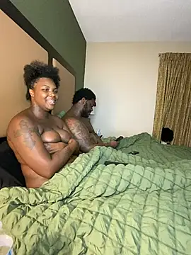 Chat XXX ao vivo de Tattedupdek
