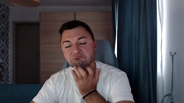 HankMalone webkamerás műsora