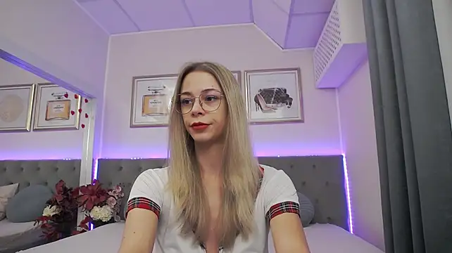 GracieNoir Chat XXX live