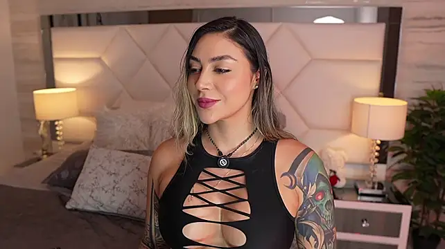 Miacoleman_'s Live XXX Chat