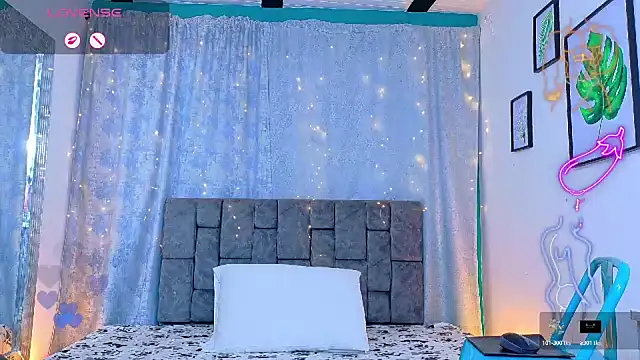 Chat +18 de NicolasTorrez ao vivo