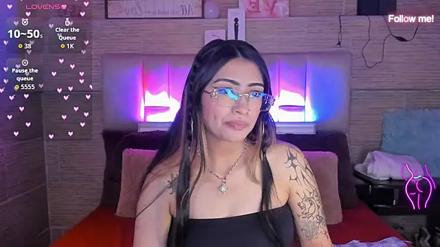 Chat XXX Live mia_devine_