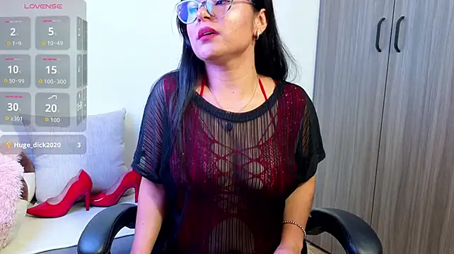 Sembang XXX Secara Langsung Tiara_R_