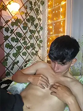 XXX chat uživo modela ZaneHoward