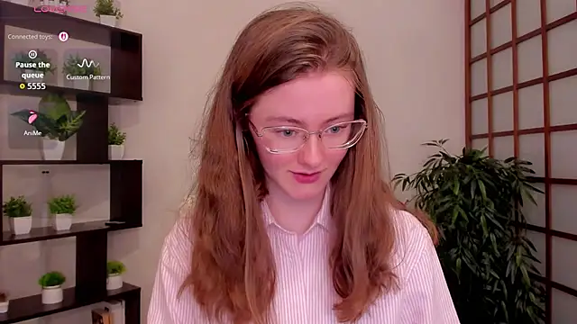 KateCuddle's Live XXX Chat