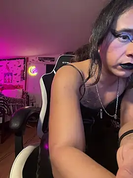 XXX chat uživo modela TranSexualJade95