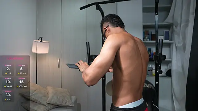 Paradise_boy__ Chat XXX live