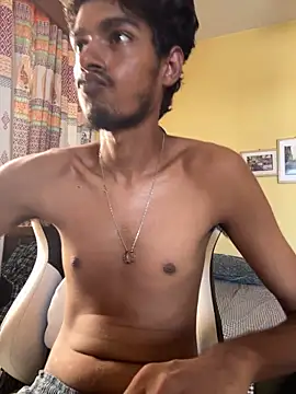 Chat +18 de GunSlay ao vivo