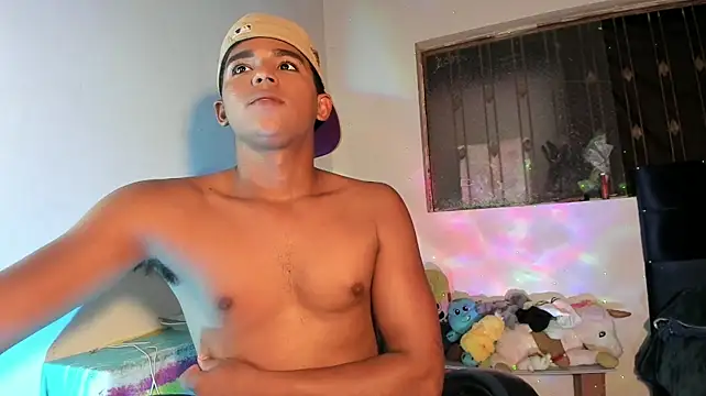 noah_smith02 Live XXX Chat