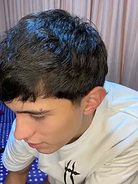 Bryanwild Live XXX-Chat