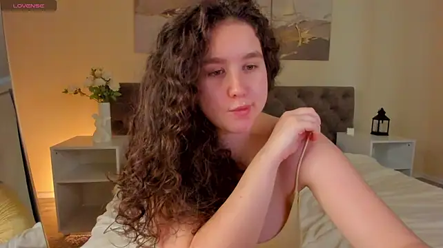 Chat +18 de Ariella_Sol ao vivo