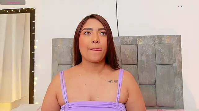 Chat XXX ao vivo de Mocca_01