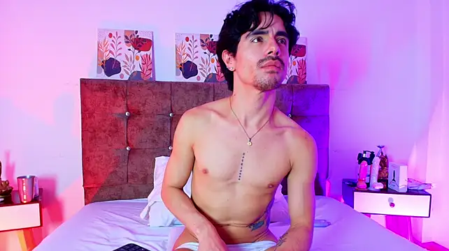 Chatroom XXX en direct de Ethan_Briggs_
