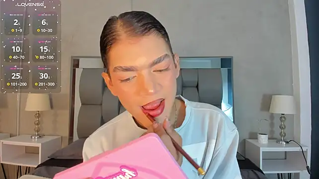 heidi_aldridge's Live XXX Chat