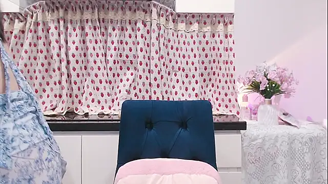 Rinasakin Live XXX chat