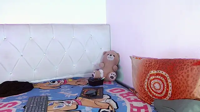 Živý XXX chat Angel_foxc13