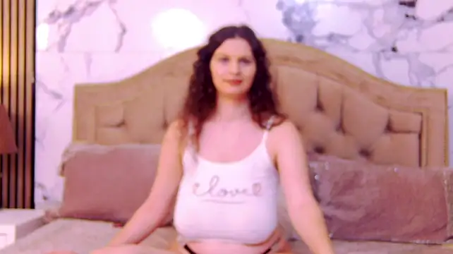 KathyCole Chat XXX in diretta