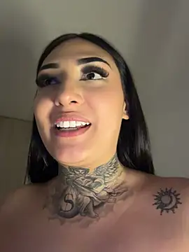 _Naomy_Collins – Live XXX-chat
