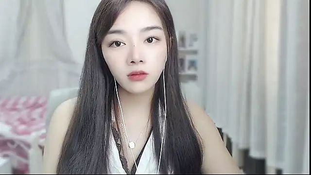 دردشة Romy-sweet الجنسية المباشرة