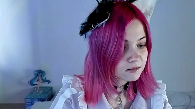 Hikkacat Chat XXX in diretta
