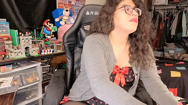 Chat XXX en directo de ShinyCherub