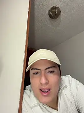 Brunofox Live XXX-chat