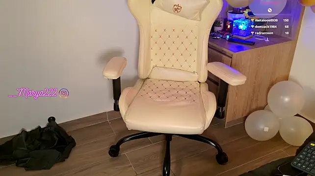 XXX chat uživo modela Maryybellax