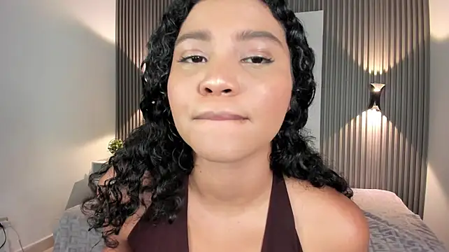 Zafiiraa's Live XXX Chat