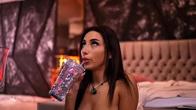 GinaValentinna – Live XXX-chat